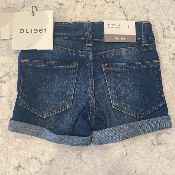 DL1961 Piper Cuffed Jean Shorts Toddler Girls Size 2 - Picture 2 of 3